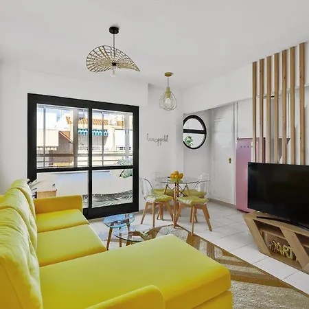 La Fiesta, 250 M To The Sea Swimming Pool Apartamento *