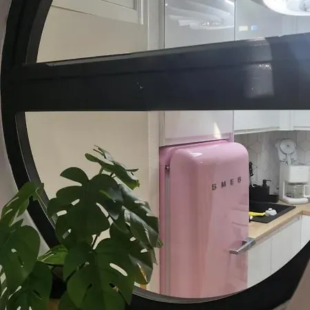 La Fiesta, 250 M To The Sea Swimming Pool *